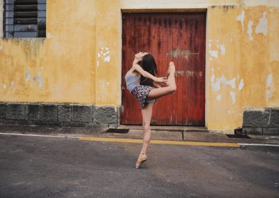 Ensaio Feminino Urbano de Bailarina em Caxias do Sul